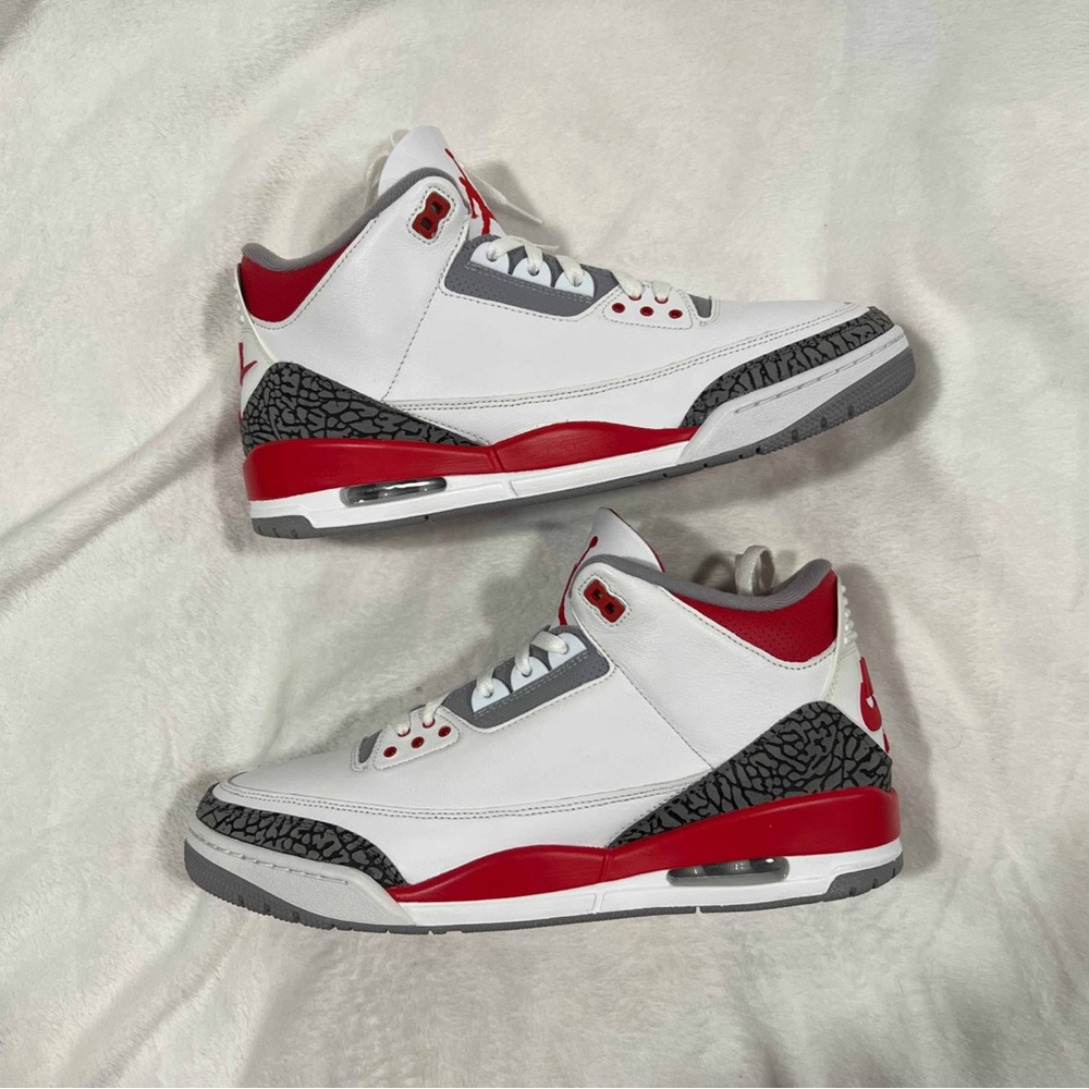Air Jordan 3 Fire Red